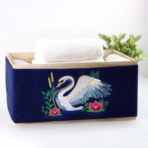 Midsummer Magic Swan