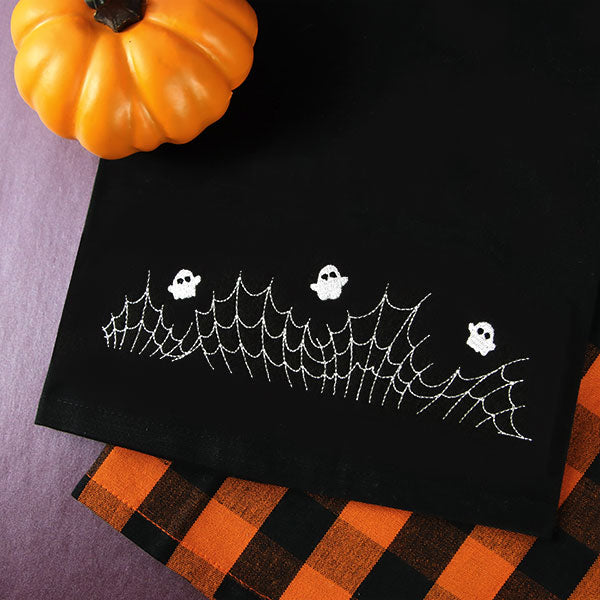 Spiderwebs & Ghosts Border
