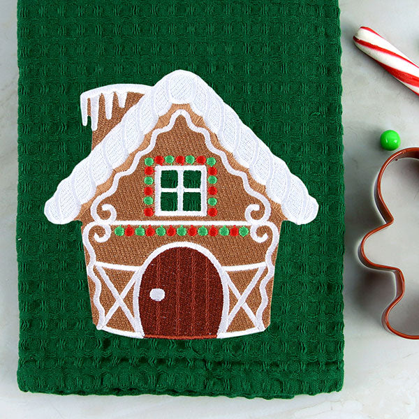 Christmas Cheer Gingerbread House
