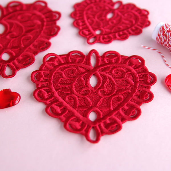 Delicate Filigree Heart (Lace)
