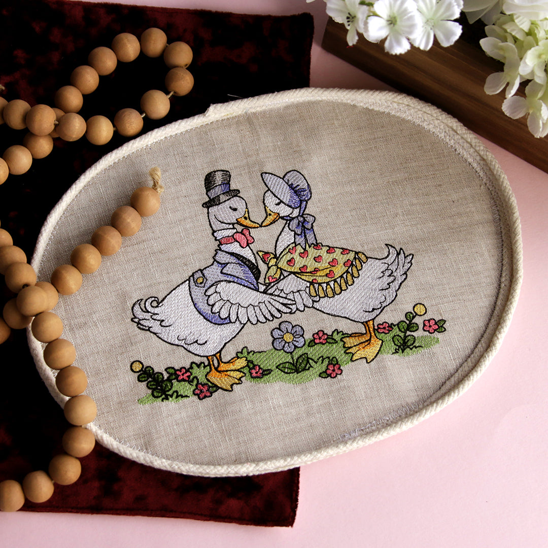 Love & Caring Goose Couple