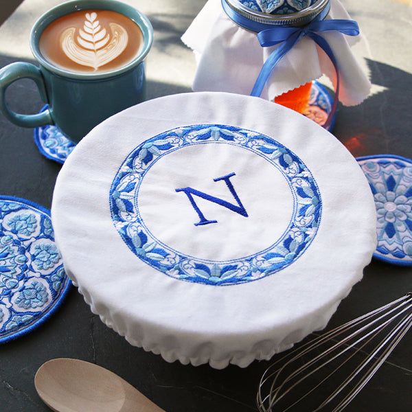 Delft Blue Mandala Narrow Wreath