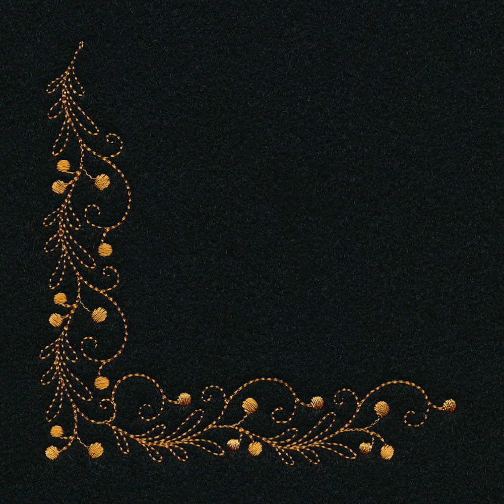 Delicate Holiday Corner - Berries