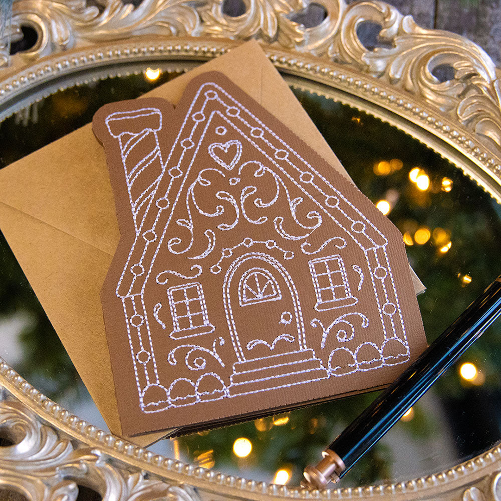 Sweet Gingerbread House (Cardstock)
