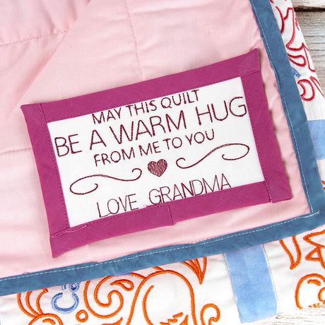 Be a Warm Hug Quilt Label