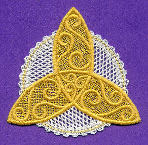 Triquetra Ornament (Battenburg Lace)