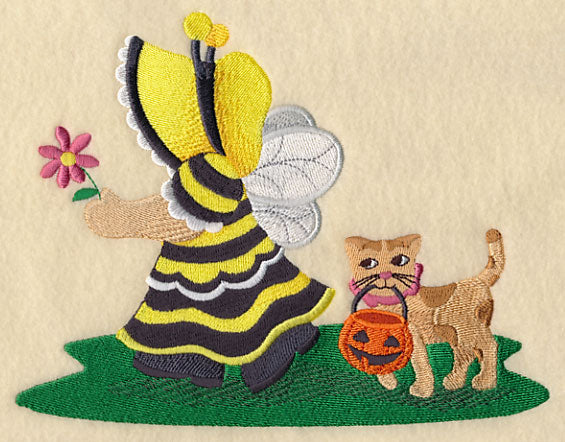 Sunbonnet Sue - A Honey of a Bee