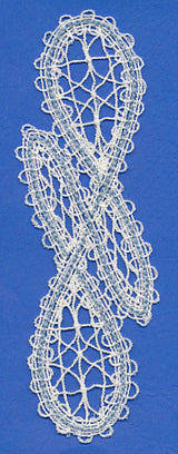 Fine Fashions Spray (Battenburg Lace)