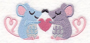 Snuggling Mouse Couple