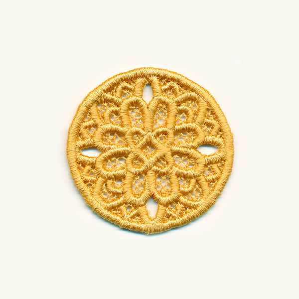 Glam Circle Medallion (Lace)