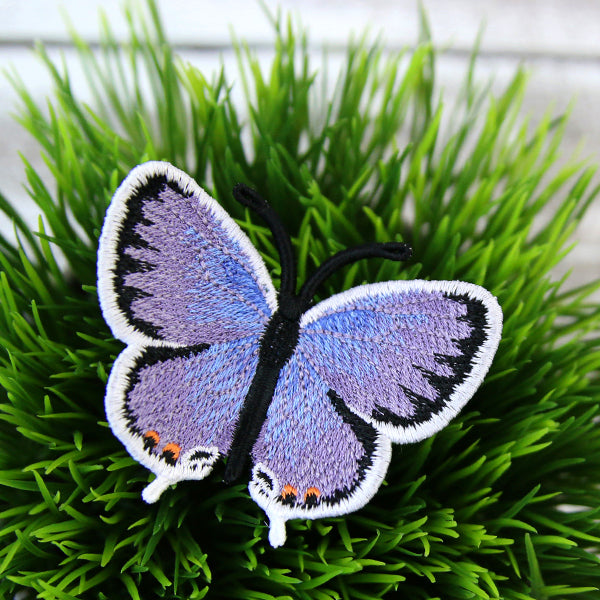 Free-Flying Eastern Tailed Blue (In-the-Hoop)