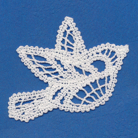 Delicate Robin (Battenburg Lace)