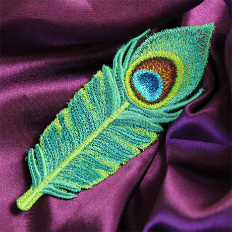 Exquisite Peacock Feather (In-the-Hoop)