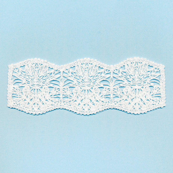 Delicate Autumn Border (Battenburg)