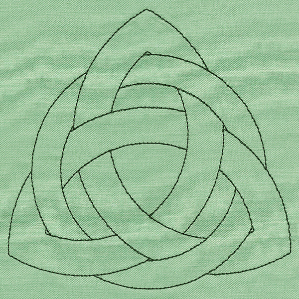 Triquetra Celtic Knotwork (Double Run)