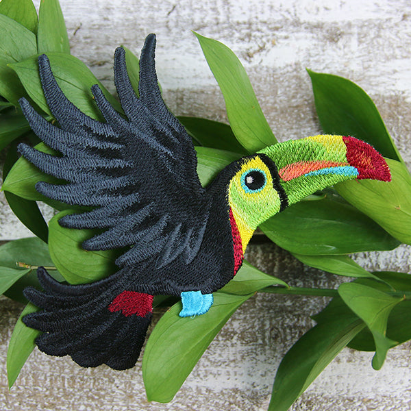 Free-Flying Toucan (In-the-Hoop)