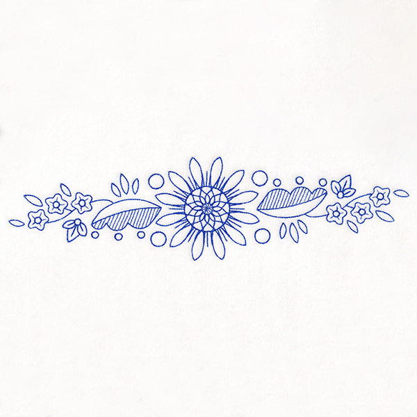 Blossoming Daisy Border (Bluework)