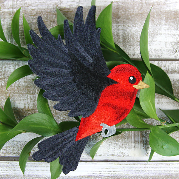 Free-Flying Scarlet Tanager (In-the-Hoop)