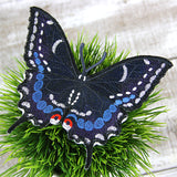 Free-Flying Black Swallowtail Butterfly (In-the-Hoop)