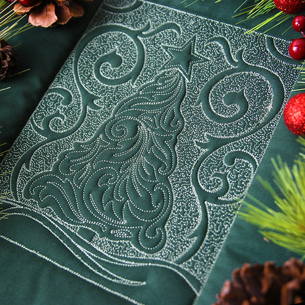 Filigree Christmas Tree (Trapunto)