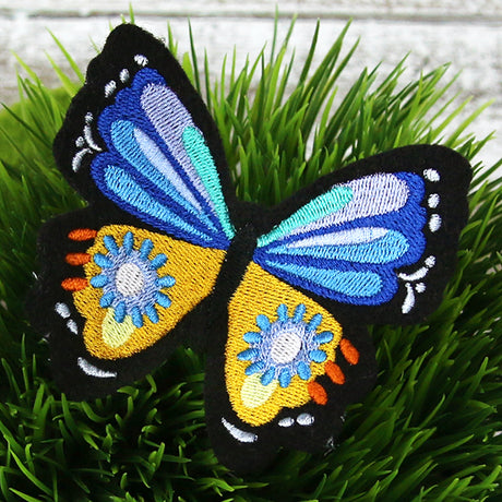 Freestanding Fabric Fantastical Butterfly (In-the-Hoop)