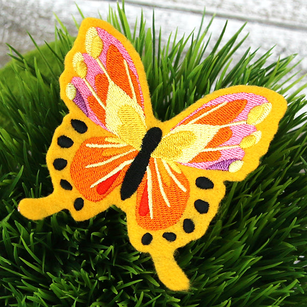 Freestanding Fabric Fabulous Butterfly (In-the-Hoop)