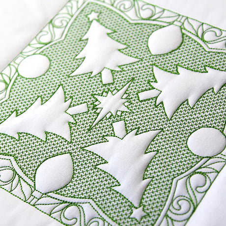 Christmas Traditions - Tree (Trapunto)
