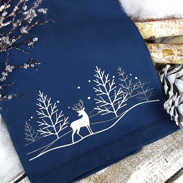 Snowy Deer Scene Border