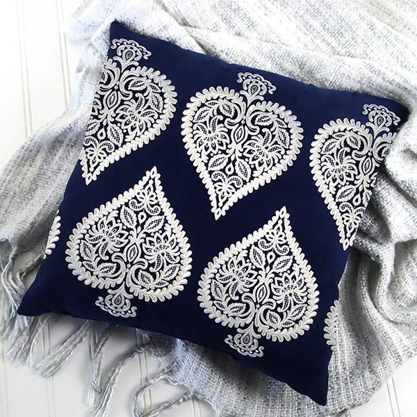 Exquisite Flourishing Spade