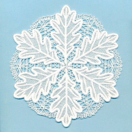 Splendid Oak Leaf Doily (Battenburg Lace)