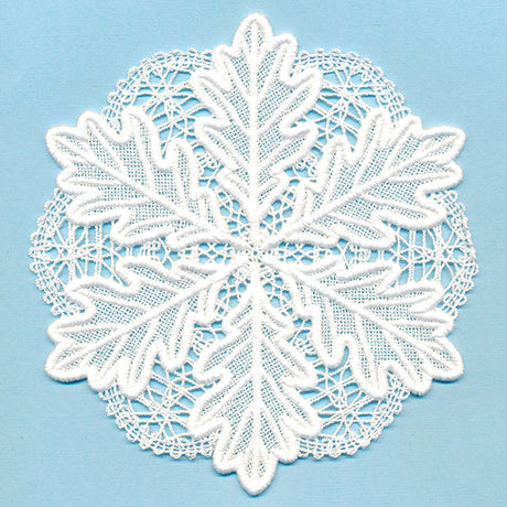 Splendid Oak Leaf Doily (Battenburg Lace)
