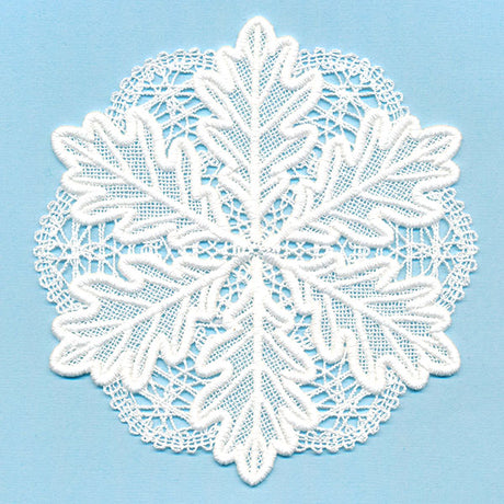 Splendid Oak Leaf Doily (Battenburg Lace)