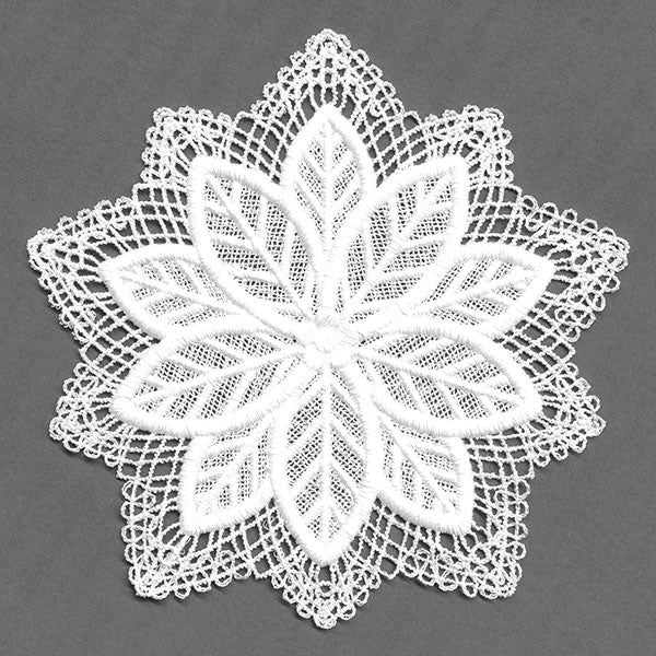 Blossoming Poinsettia Doily (Battenburg Lace)