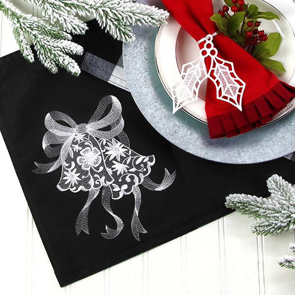 Yuletide Treasures - Holly (Lace)