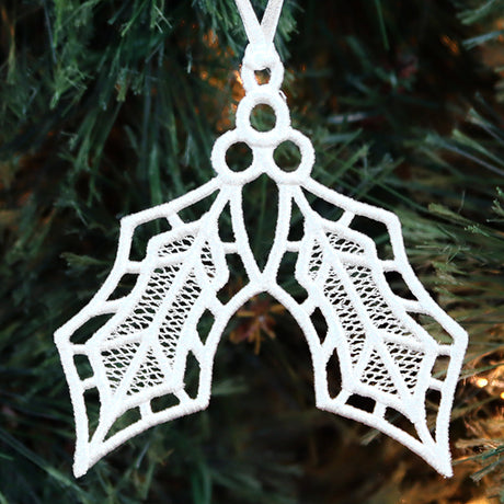 Yuletide Treasures - Holly (Lace)