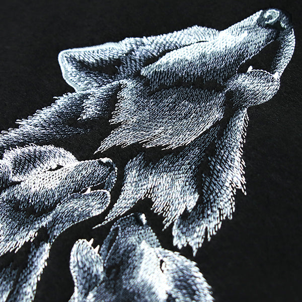 Midnight Howling Wolves