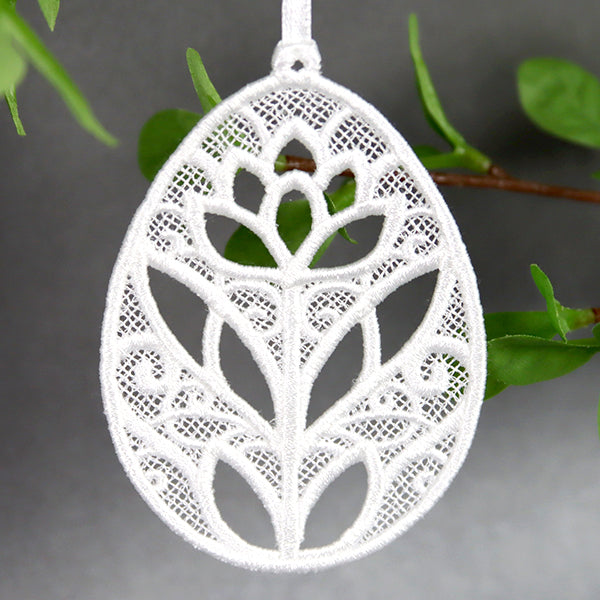 Easter Treasures - Egg 2 (Lace)