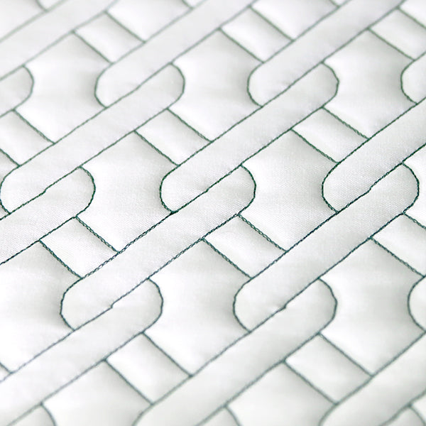 Classic Diamond Cable Square (Double Run)