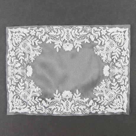 Fancy Florals Doily (Organza)