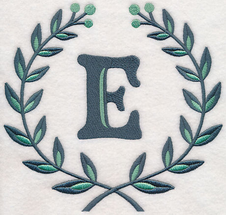 Laurel Letter E - 7 Inch