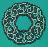 Christmas Wreath (Battenburg Lace with Rayon)