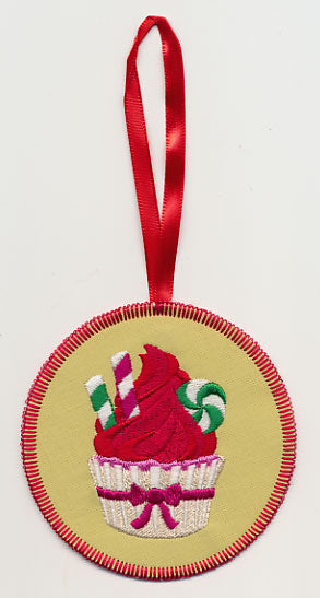 Christmas Candy Cupcake Ornament (In-the-Hoop)