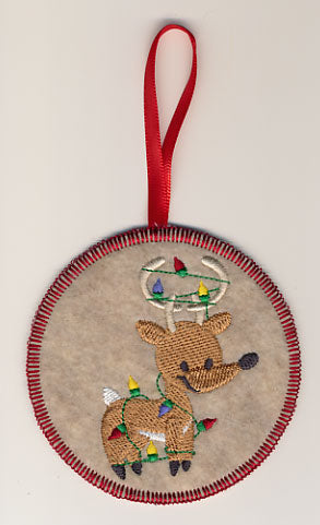 Baby Reindeer Comet Ornament (In-the-Hoop)
