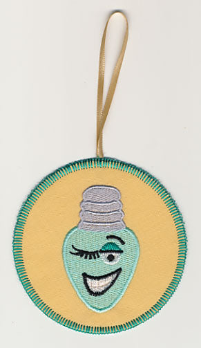 Winking Light Ornament (In-the-Hoop)