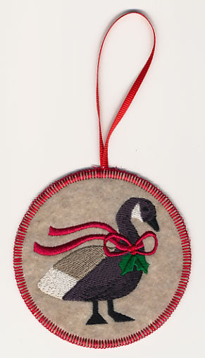 Christmas Goose Ornament (In-the-Hoop)