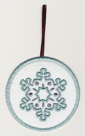 Snowflake Sparkle Ornament (In-the-Hoop)