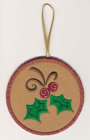 Christmas Doodle Holly Ornament (In-the-Hoop)