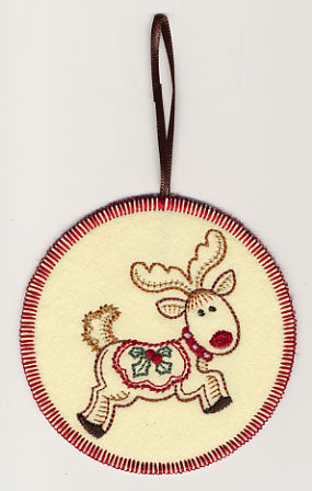 Holly Jolly Reindeer Ornament (In-the-Hoop)