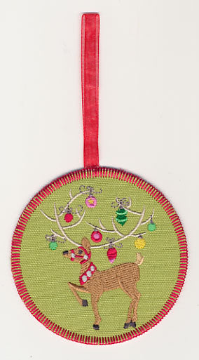 Tree Trimming Reindeer 2 Ornament (In-the-Hoop)