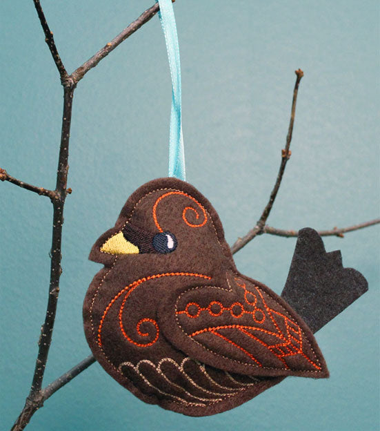 Junco Stuffie (In-the-Hoop)